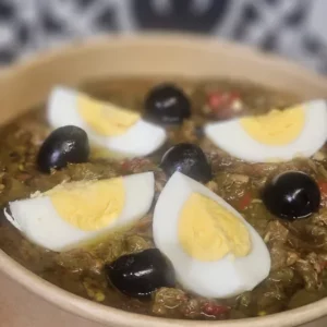 Méchouia tunisienne, salade de légumes grillés aux épices - Entrée traditionnelle Marseille